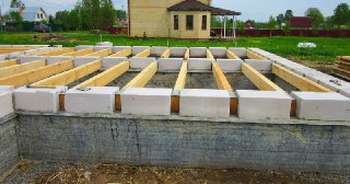Фундамент для дома Сарапул. Заказать под ключ цена от 3269 руб/м3